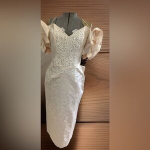 Vintage Formal Dress Beaded Lace Off Shoulder Bows Size 6 By Jessica McClintock